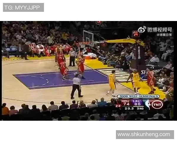 2008年NBA季后赛火箭对湖人第六场激战回顾与精彩瞬间分析