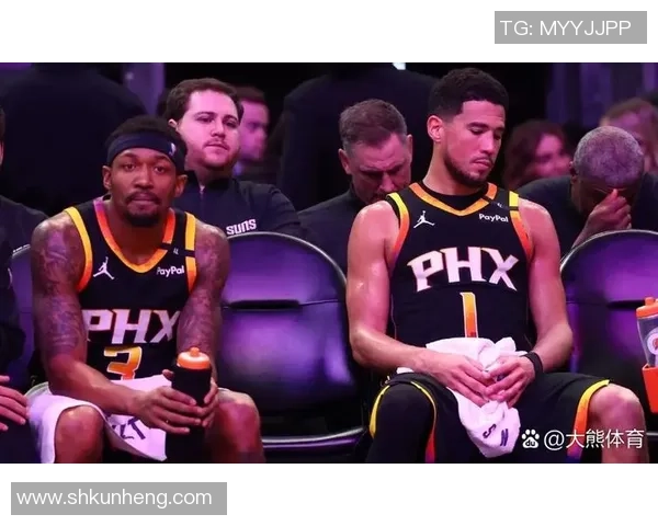 2021年NBA季后赛太阳队与独行侠队激战回顾与精彩瞬间分析