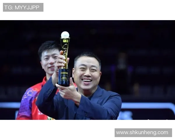 冯导与刘国梁的乒乓传奇对决探讨乒乓球发展与未来方向 冯导与刘国梁的乒乓传奇对决探讨乒乓球发展与未来方向