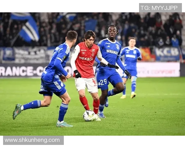 斯特拉斯堡主场迎战里昂争夺法甲积分榜关键战役 斯特拉斯堡主场迎战里昂争夺法甲积分榜关键战役